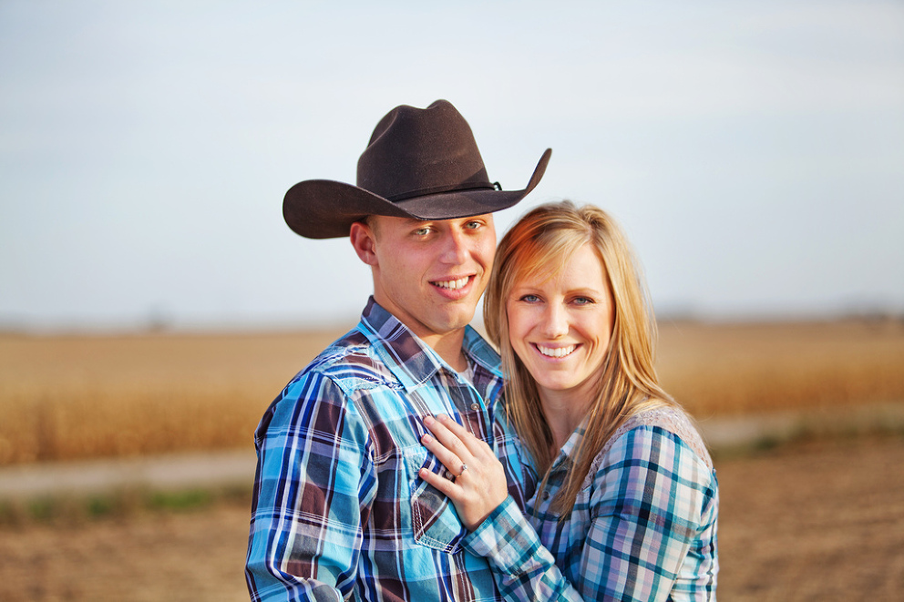 Matt + Jessi Engaged | Iowa Engagement Photographer | Storm Lake » ZTS ...