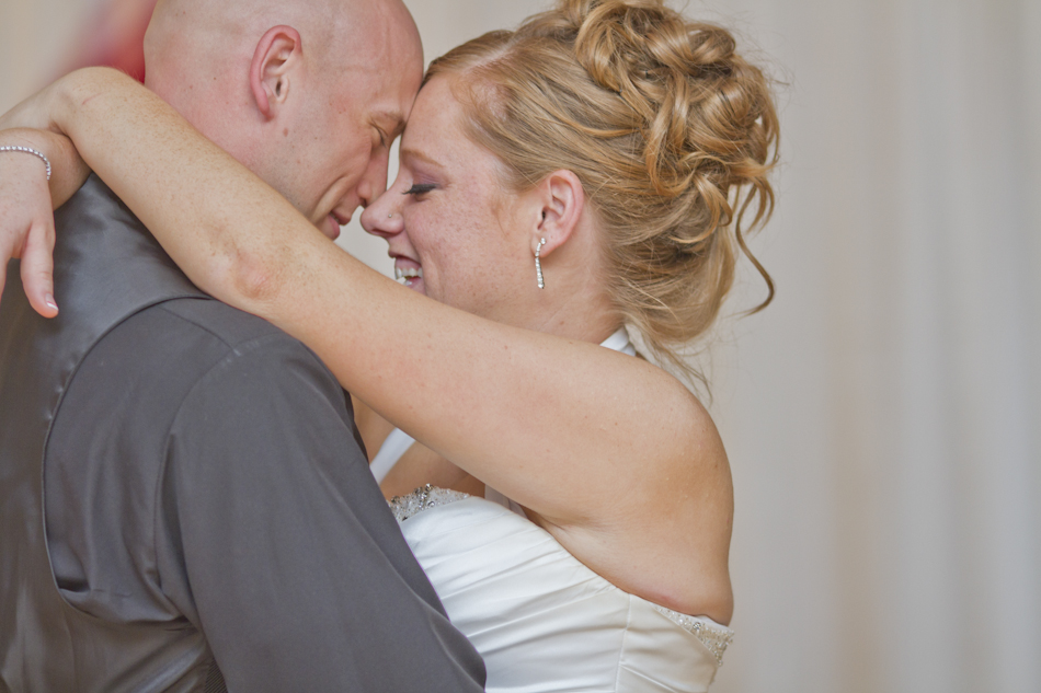 Hilton Garden Inn des moines iowa wedding photos