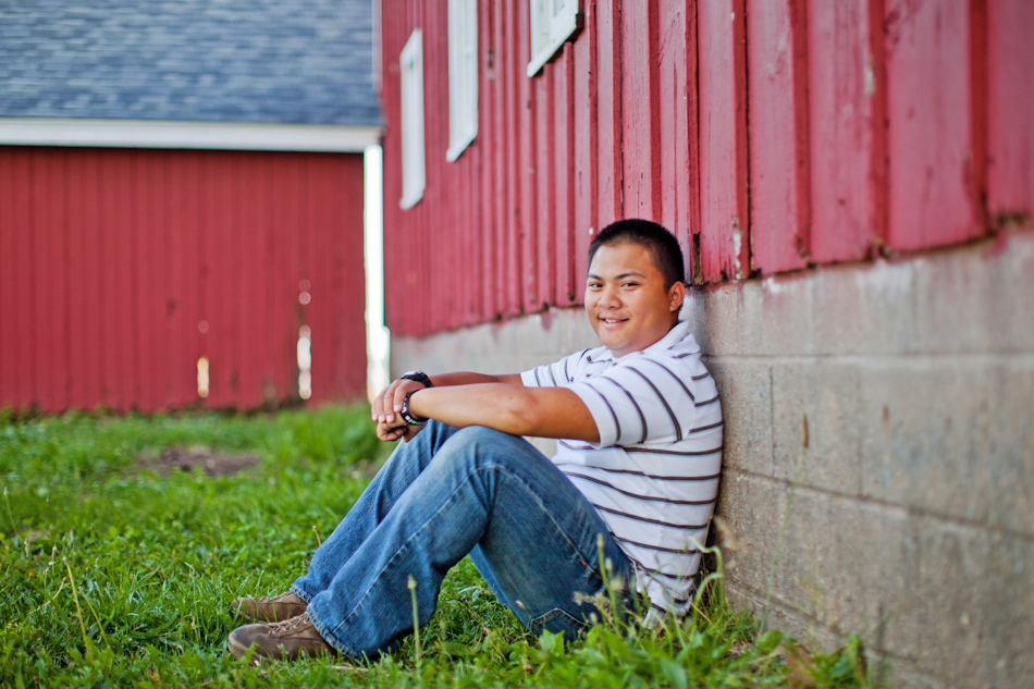 
des moines iowa senior portrait photographer