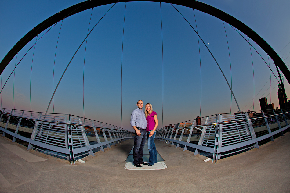 des moines iowa engagement photos downtown