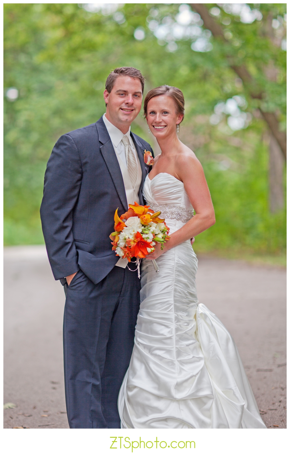 Renaissance Des Moines Savery Hotel Wedding