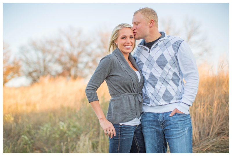 des moines engagement session