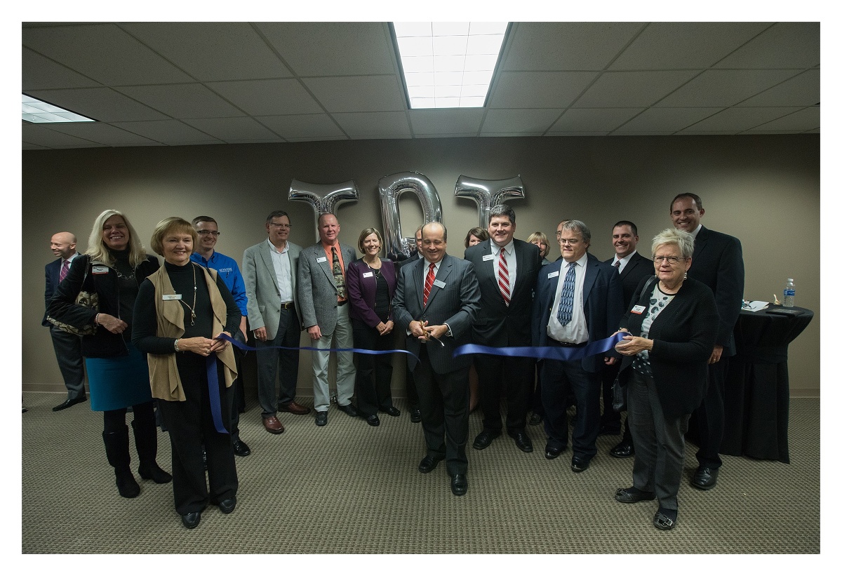 Des Moines Open House & Ribbon Cutting | Des Moines Commercial ...