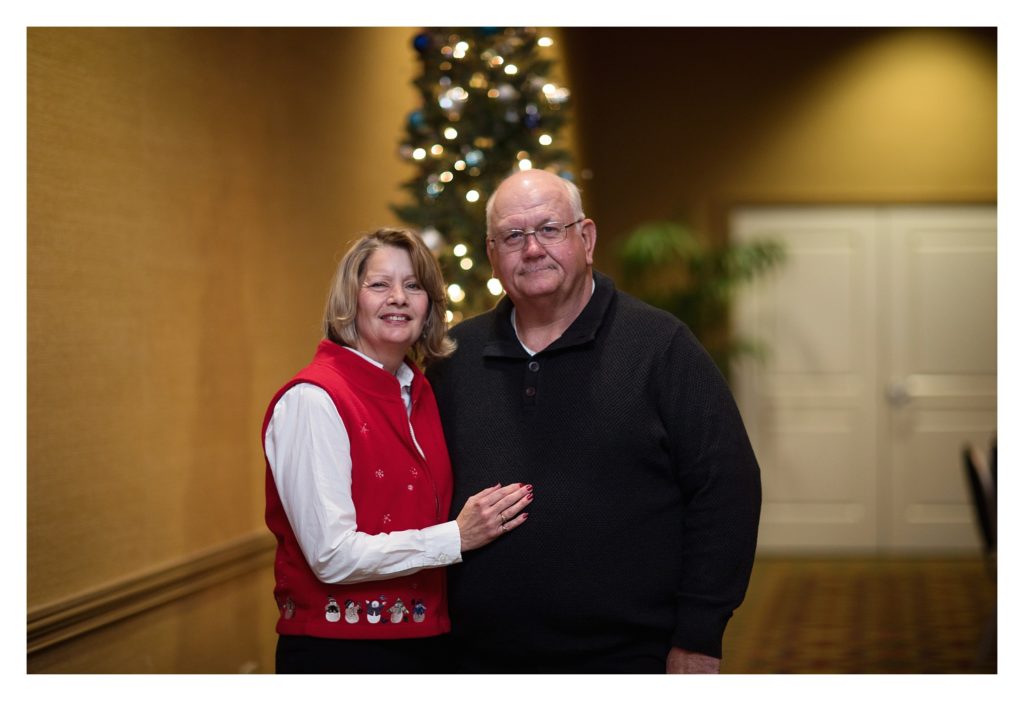 des moines holiday party photographer