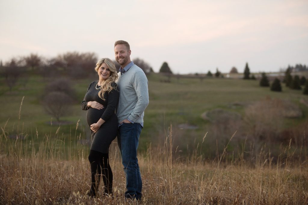 des moines iowa maternity photographer zts photo