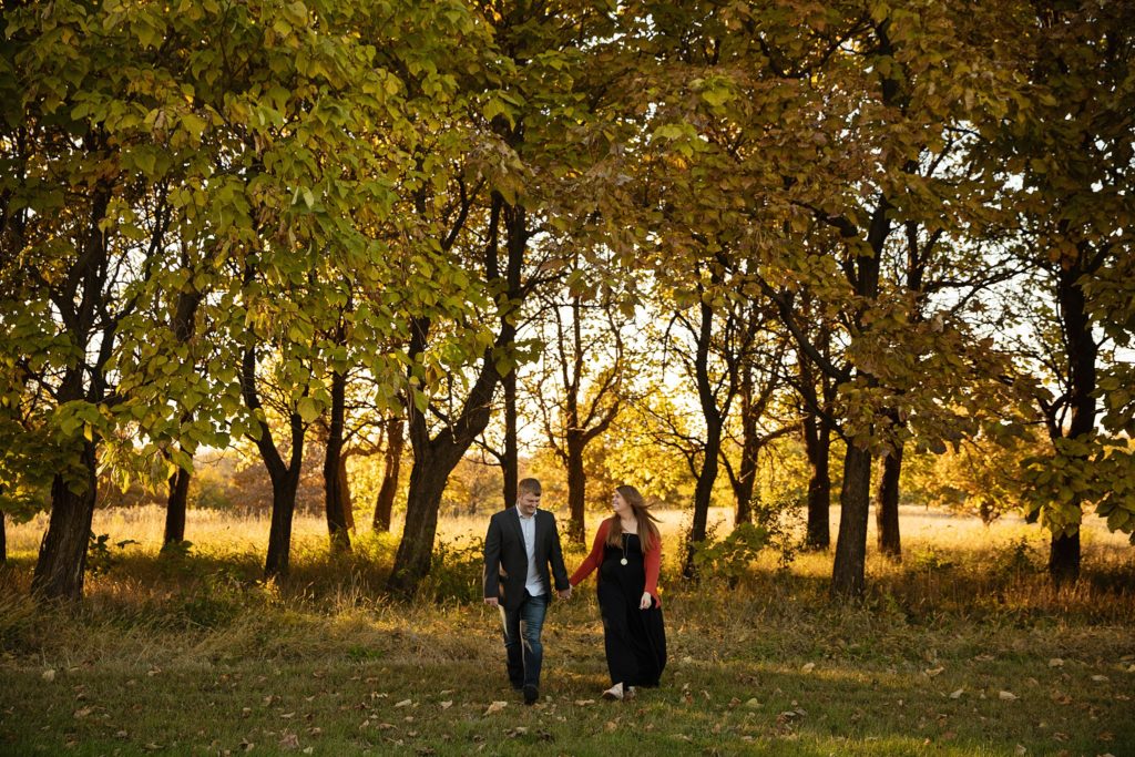 des moines engagement photographer zts photo