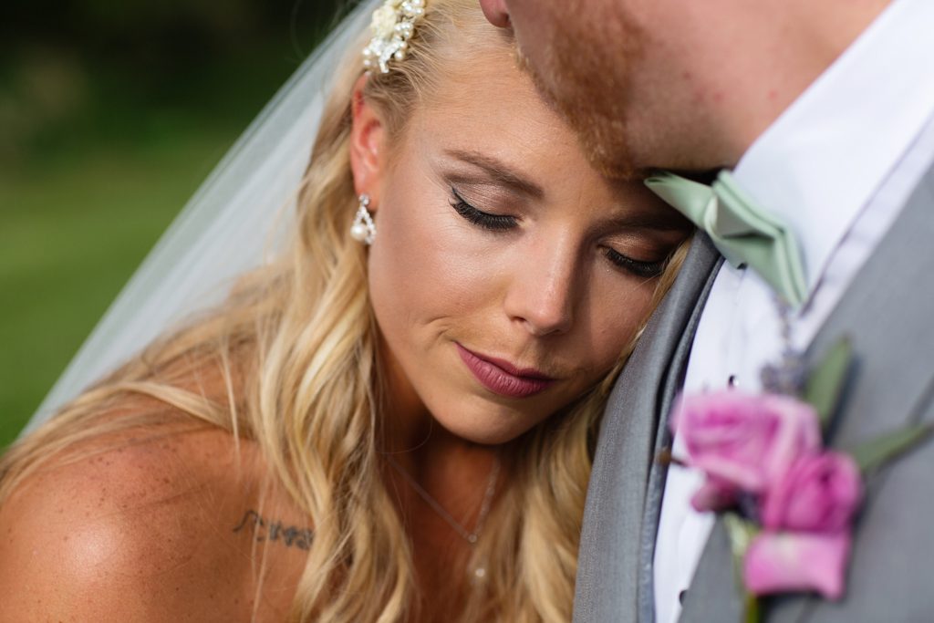 sunset ridge barn des moines iowa wedding by zts photo