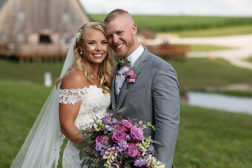 sunset ridge barn des moines iowa wedding by zts photo