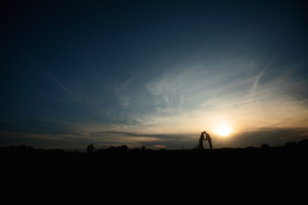 sunset ridge barn des moines iowa wedding by zts photo