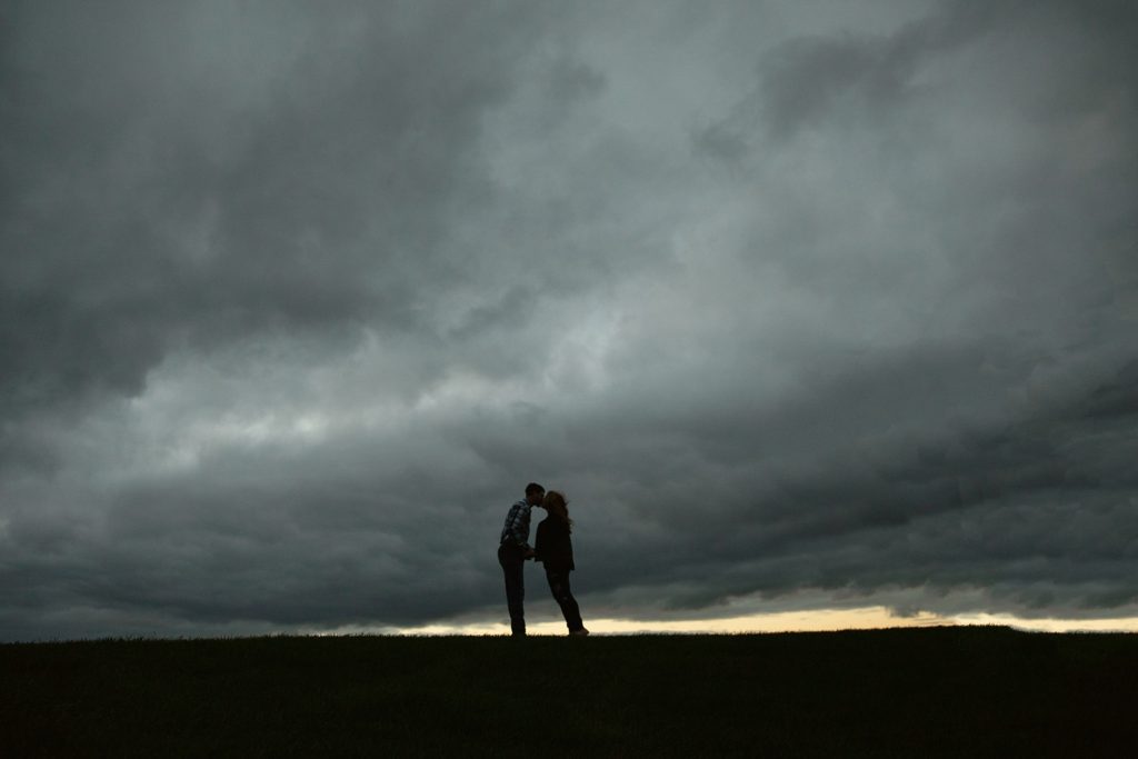 Des Moines, Iowa Engagement Photographer ZTS Photo Farm Engagement